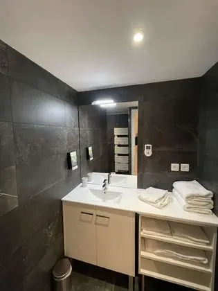Standard Apart Daire, 2 Büyük (Queen) Boy Yatak, Sigara İçilmez, Mutfak