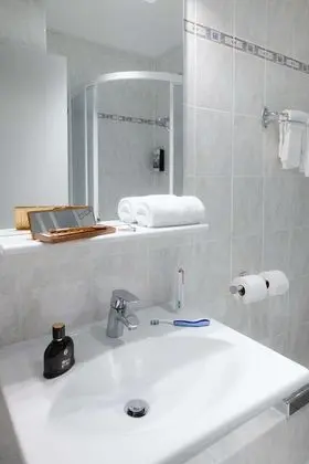 Standard Oda, 1 En Büyük (King) Boy Yatak, Sigara İçilmez