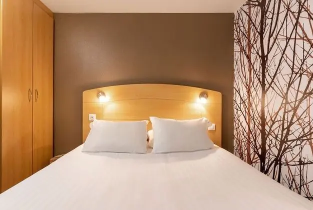 Standard Oda, 1 Büyük (Queen) Boy Yatak, Sigara İçilmez