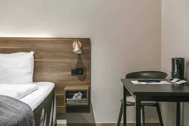 Standard Oda, 1 Tek Kişilik Yatak, Sigara İçilmez, Penceresiz