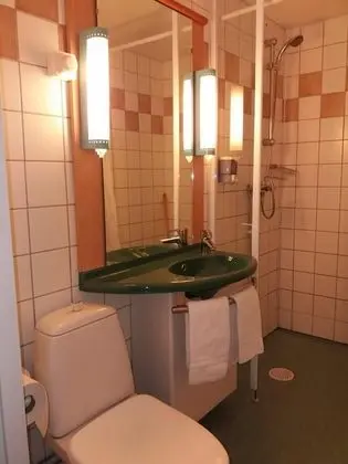 Standard Oda, 1 Büyük (Queen) Boy Yatak, Sigara İçilmez