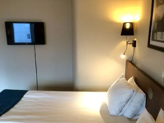 Standard Oda, 1 Çift Kişilik Yatak, Sigara İçilmez (Small Room)