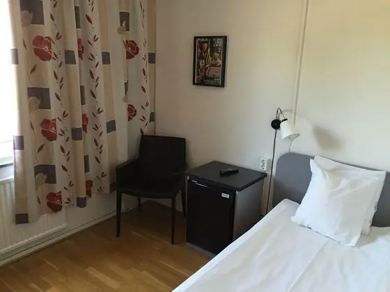 Standard Oda, 1 Tek Kişilik Yatak, Sigara İçilmez