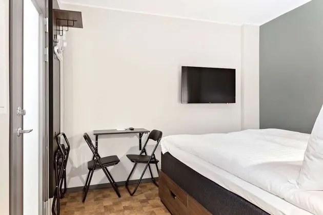 Standard Oda, 2 Tek Kişilik Yatak, Sigara İçilmez, Penceresiz