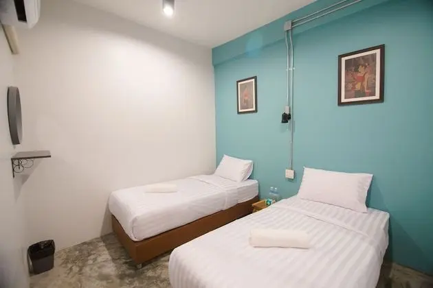 Standard Twin Room with Shared Bathroom