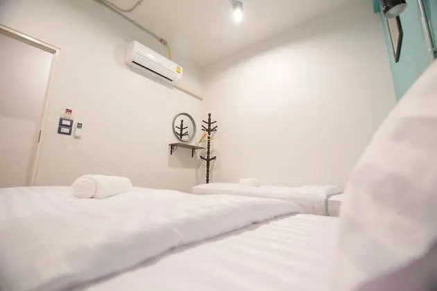 Standard Twin Room with Shared Bathroom