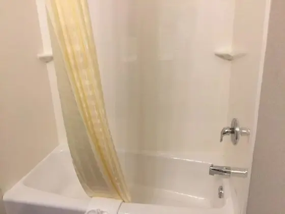 Standard Oda, Birden Çok Yatak, Sigara İçilmez, Buzdolabı ve Mikrodalga