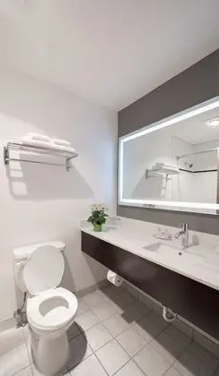 Standard Oda, 2 Büyük (Queen) Boy Yatak, Sigara İçilmez, Küçük Mutfak