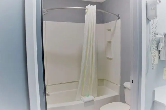 Standard Oda, 1 En Büyük (King) Boy Yatak ve Çekyat, Sigara İçilebilir (with Sofabed)
