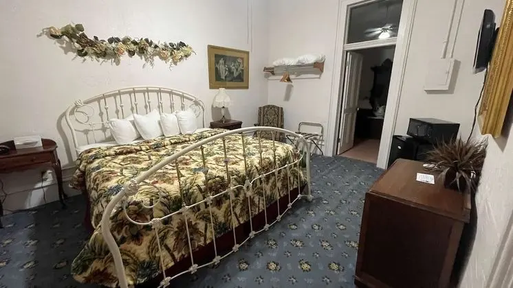 Standard Oda, 1 En Büyük (King) Boy Yatak, Sigara İçilmez, Buzdolabı ve Mikrodalga