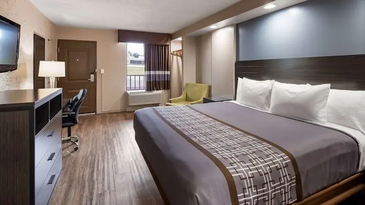 Standard Oda, 1 En Büyük (King) Boy Yatak, Sigara İçilmez (Pet Friendly)