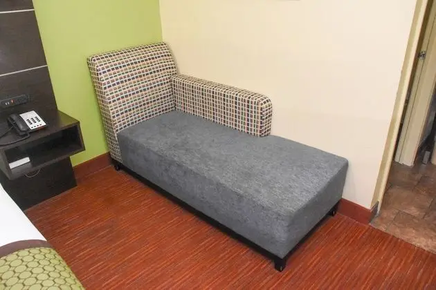 Standard Oda, 1 En Büyük (King) Boy Yatak, Sigara İçilmez, Buzdolabı ve Mikrodalga