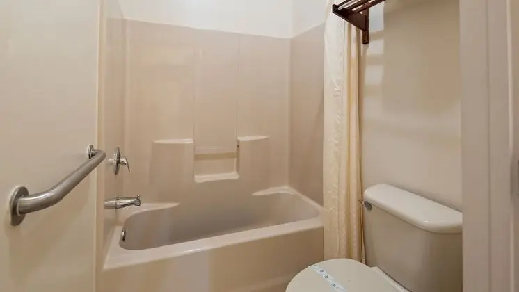 Standard Oda, 1 En Büyük (King) Boy Yatak, Sigara İçilmez, Buzdolabı ve Mikrodalga