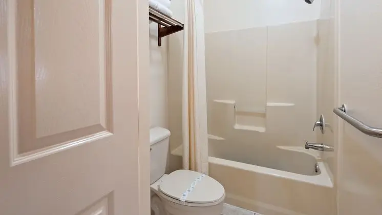 Standard Oda, 1 En Büyük (King) Boy Yatak, Sigara İçilmez, Buzdolabı ve Mikrodalga