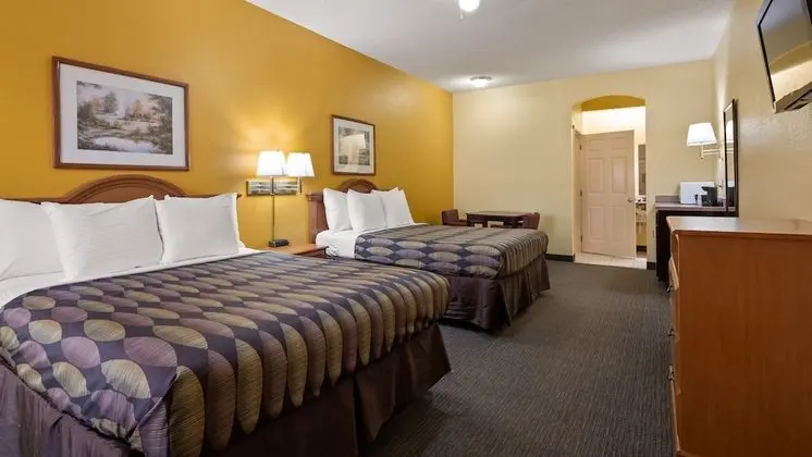 Standard Oda, 2 Büyük (Queen) Boy Yatak, Engellilere Uygun, Sigara İçilmez