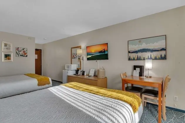 Standard Oda, 2 Büyük (Queen) Boy Yatak, Sigara İçilmez, Buzdolabı ve Mikrodalga