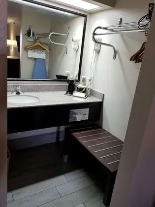 Standard Oda, 1 En Büyük (King) Boy Yatak, Sigara İçilmez, Buzdolabı ve Mikrodalga