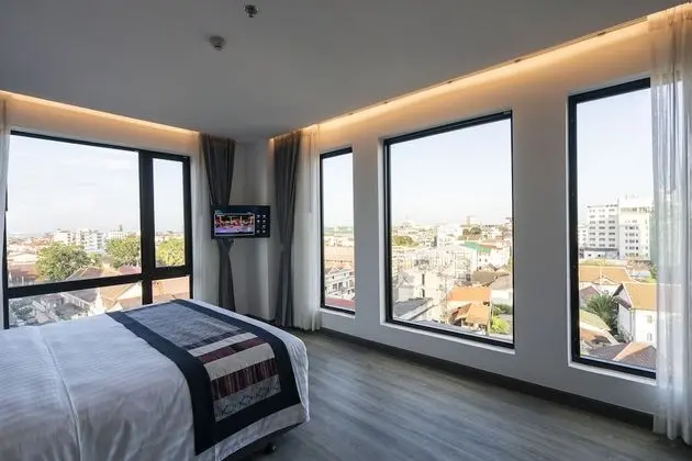 Deluxe Oda, 1 En Büyük (King) Boy Yatak, Sigara İçilmez, Şehir Manzaralı