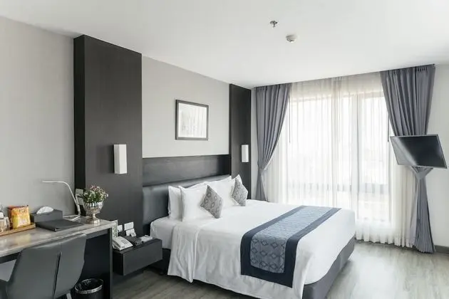 Deluxe Oda, 1 En Büyük (King) Boy Yatak, Sigara İçilmez, Şehir Manzaralı