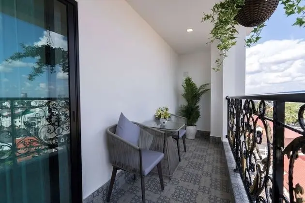 Süit, 1 En Büyük (King) Boy Yatak, Balkon, Nehir Manzaralı