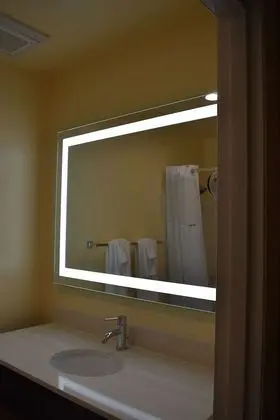 Standard Oda, Birden Çok Yatak, Sigara İçilmez, Buzdolabı ve Mikrodalga