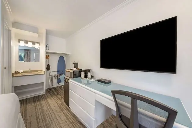 Standard Oda, 2 Çift Kişilik Yatak, Sigara İçilmez, Buzdolabı
