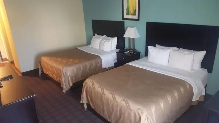 Standard Oda, 2 Büyük (Queen) Boy Yatak, Sigara İçilmez, Buzdolabı ve Mikrodalga