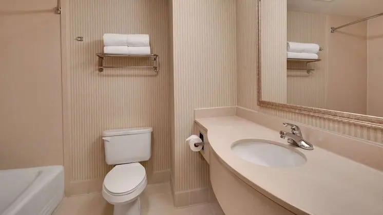 Standard Oda, 2 Büyük (Queen) Boy Yatak, Sigara İçilmez, Buzdolabı ve Mikrodalga