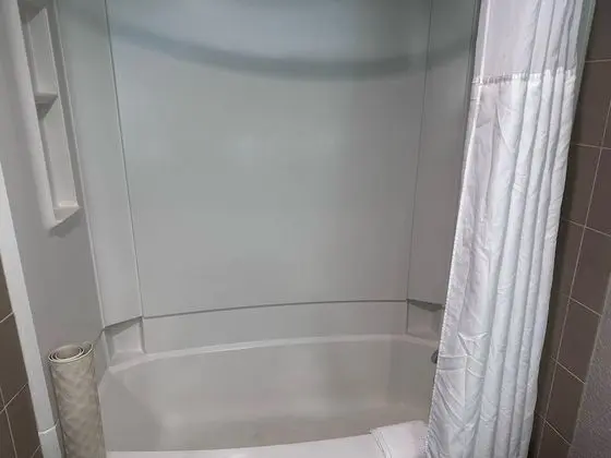 Oda, 1 En Büyük (King) Boy Yatak, Sigara İçilmez, Havuz Kenarı (Pet Friendly)
