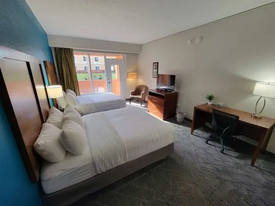 Standard Oda, 2 Büyük (Queen) Boy Yatak, Sigara İçilmez, Balkon