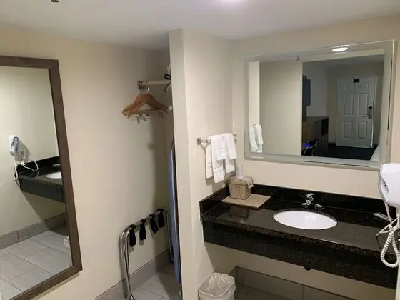 Standard Oda, 1 En Büyük (King) Boy Yatak, Sigara İçilmez, Buzdolabı ve Mikrodalga