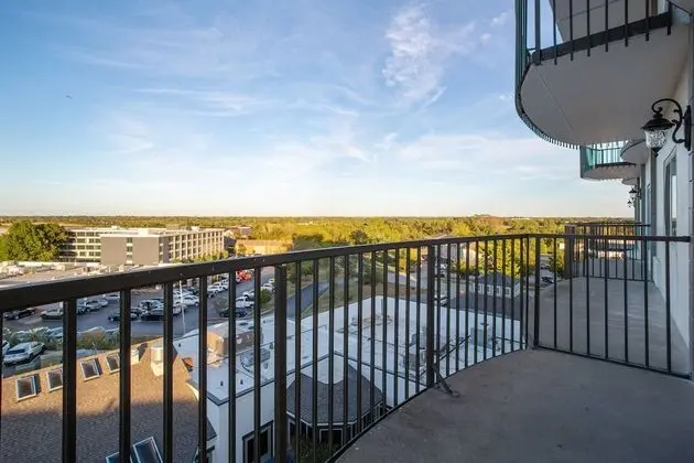 Oda, 1 En Büyük (King) Boy Yatak ve Çekyat, Balkon