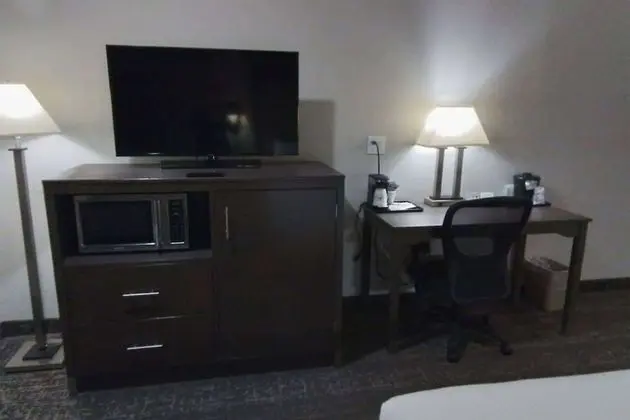 Oda, 2 Büyük (Queen) Boy Yatak, Sigara İçilmez