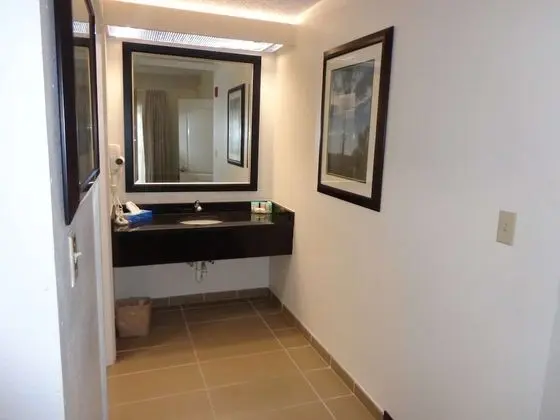 Süit, 2 Büyük (Queen) Boy Yatak, Sigara İçilmez, Mutfak (Separate Living Room;with Sofabed)
