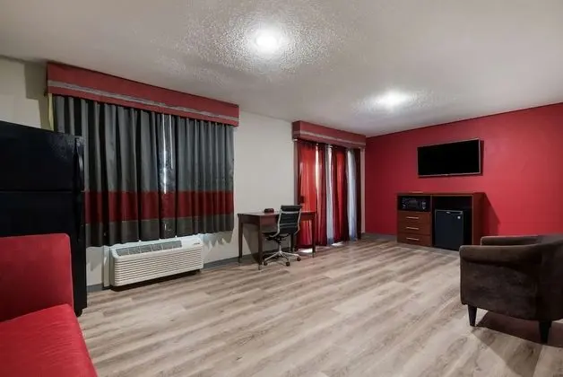 Süit, 1 En Büyük (King) Boy Yatak ve Çekyat, Sigara İçilmez (with Sofabed)