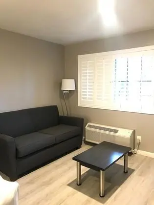 Standard Oda, 1 En Büyük (King) Boy Yatak ve Çekyat, Sigara İçilmez (with Sofabed)