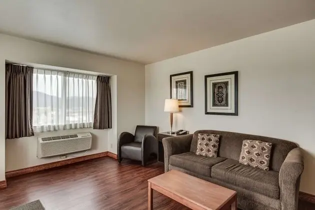 Süit, 1 En Büyük (King) Boy Yatak, Sigara İçilmez, Dağ Manzaralı (Walk-in Shower;with Sofabed)