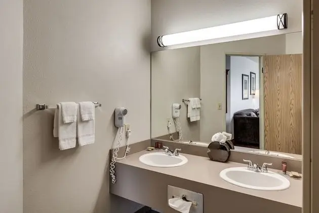 Süit, 1 En Büyük (King) Boy Yatak, Sigara İçilmez, Dağ Manzaralı (Walk-in Shower;with Sofabed)