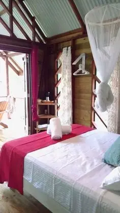Romantic Kulübe, 1 Büyük (Queen) Boy Yatak, Sigara İçilmez