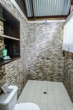 Romantic Kulübe, 1 Büyük (Queen) Boy Yatak, Sigara İçilmez