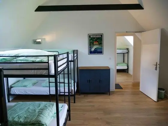 Basic Ortak Ranzalı Oda (8 People 1st floor)