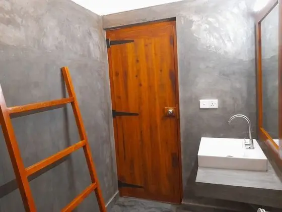 Deluxe Tek Büyük Yataklı Oda, 1 Yatak Odası, Sigara İçilmez, Bahçe Manzaralı