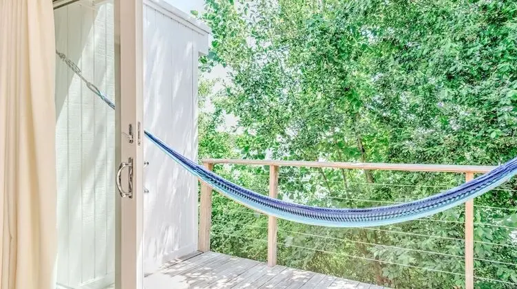 Standard Oda, 1 En Büyük (King) Boy Yatak, Teras, Göl Manzaralı