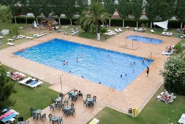 Tek Büyük Yataklı Oda, Balkon, Kısmi Deniz Manzarası