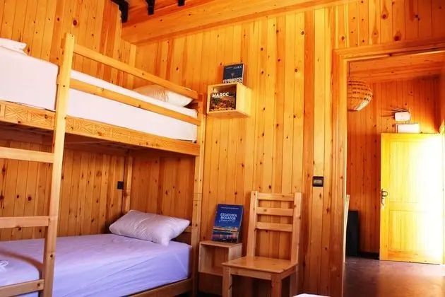 Gallery Ortak Ranzalı Oda, Birden Çok Yatak, Havuz Manzaralı (3 bunk beds)