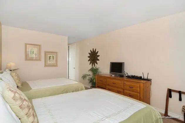 Ev, Birden Çok Yatak (Surf View Penthouse)