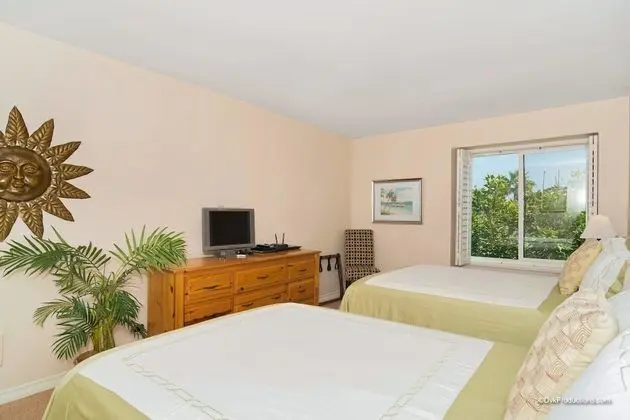 Ev, Birden Çok Yatak (Surf View Penthouse)