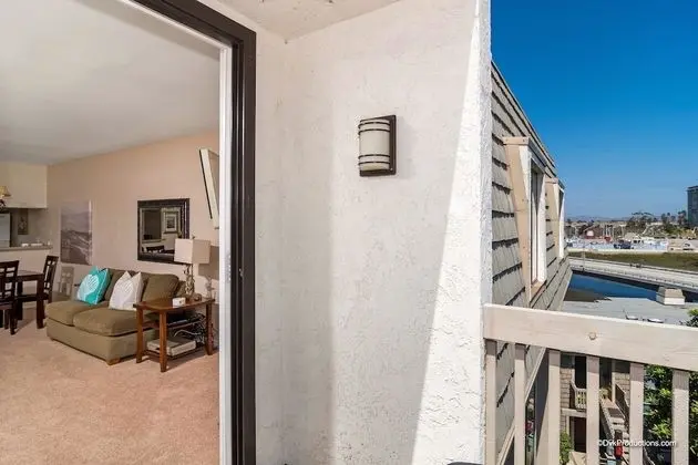 Ev, Birden Çok Yatak (Surf View Penthouse)
