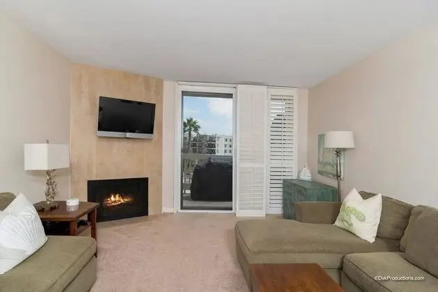 Ev, Birden Çok Yatak (Surf View Penthouse)
