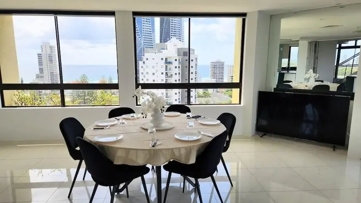 Classic Çatı Katı Süiti (Penthouse)